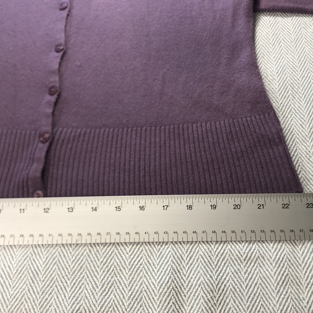 Vintage Kathie Lee Lavender Sz L Pit to Pit 22 3/4” Cardigan Sweater Acylic Soft - Picture 10 of 15